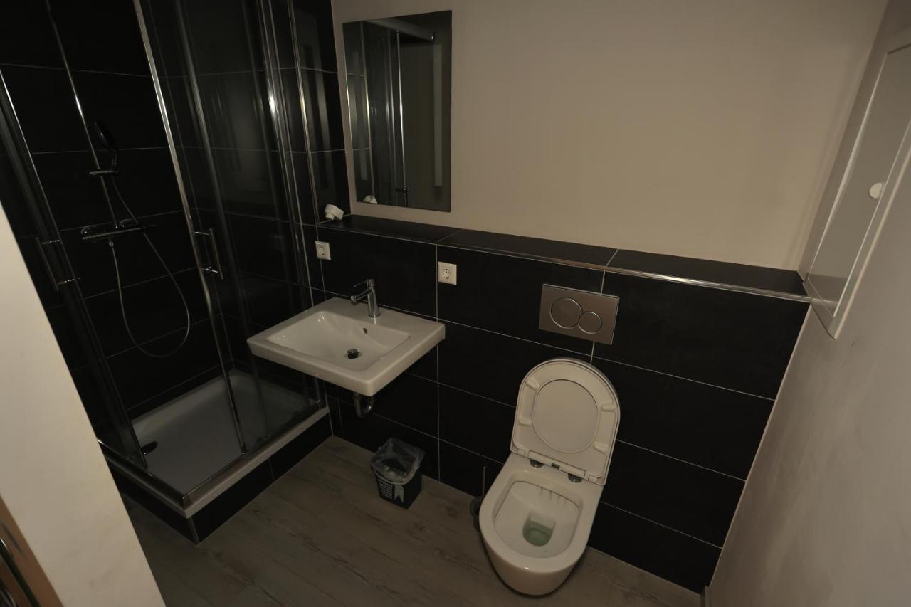 Pension Zum Paradies Harthausen  ภายนอก รูปภาพ