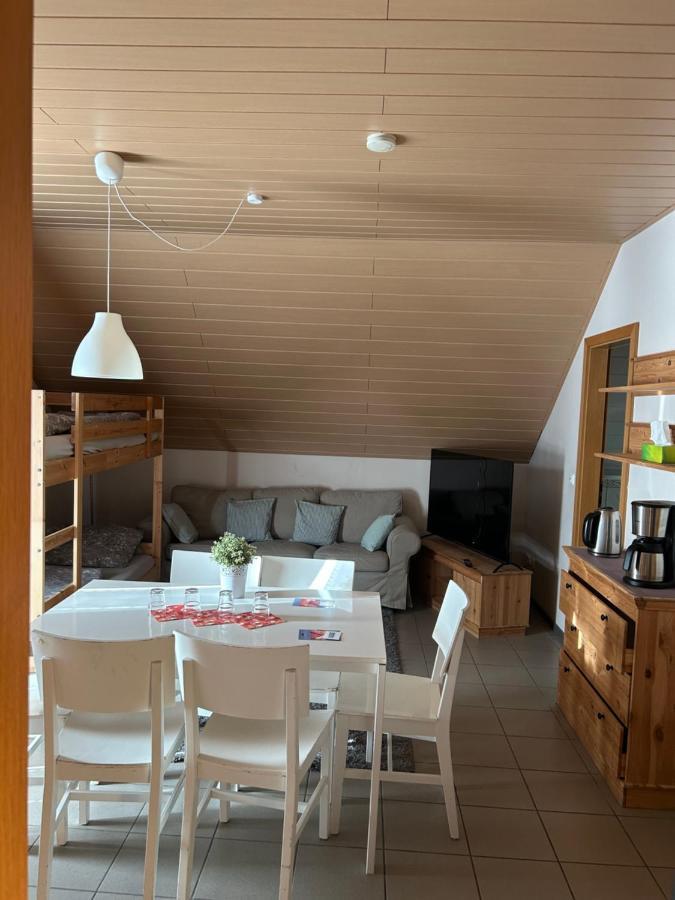 Pension Zum Paradies Harthausen  ภายนอก รูปภาพ